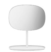 Bild von Normann Copenhagen Klappspiegel H: 34,5 cm – Weiß