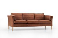 Bild von Mogens Hansen MH 2225 2-Personen-Sofa L: 154 cm – Cognacfarbenes Premium-Leder / lackierte Buche