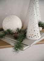 Bild von Kähler Nobili Teelichthalter Weihnachtsbaum H: 19 cm - Schneeweiß