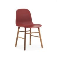 Bild von Normann Copenhagen Form Stuhl SH: 44 cm – Rot/Walnuss