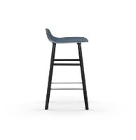 Bild von Normann Copenhagen Form Barhocker SH: 65 cm – Blau/Schwarze Eiche