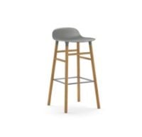 Bild von Normann Copenhagen Form Barhocker SH: 75 cm – Grau/Eiche