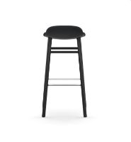 Bild von Normann Copenhagen Form Barhocker SH: 75 cm – Schwarz/Schwarze Eiche