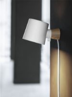 Bild von Normann Copenhagen Rise Wandleuchte - Weiß