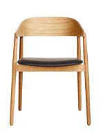 Bild von Andersen Furniture AC2 Stuhl SH: 43,5 cm – Mattlackierte Eiche/Schwarzes Leder
