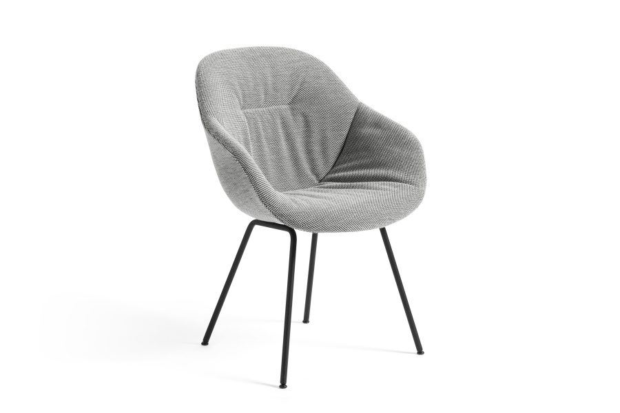 Bild von HAY AAC127 Soft About a Chair Esszimmerstuhl Polstret SH: 47,5 cm – Schwarz pulverbeschichteter Stahl/Dot 1682 02Bianco Nero