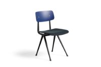 Bild von HAY Result Chair SH: 46 cm – Schwarzes Gestell/Dunkelblaue Eiche/796 Steelcut Trio