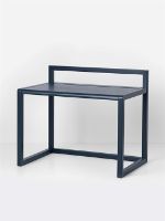 Bild von Ferm Living Little Architect Schreibtisch 45x70 cm - Dunkelblau