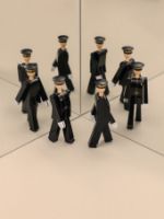 Bild von Kay Bojesen Polizist H: 18,5 cm – Schwarz/Buche