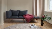 Bild von Umage Lounge Around 3-Sitzer-Sofa 43 x 233 x 75 cm – Gestell aus dunkler Eiche / dunkelgraues Polyester