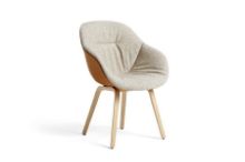 Bild von HAY AAC123 Soft Duo About a Chair Esszimmerstuhl gepolstert SH: 47,5 cm – Lackiertes Eichenfurnier/Bolgheri LGG60/Sense Cognac