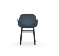 Bild von Normann Copenhagen Form Sessel SH: 44 cm – Blau/Schwarze Eiche