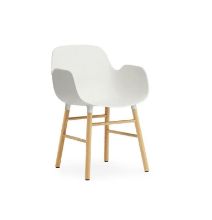 Bild von Normann Copenhagen Form Sessel SH: 44 cm – Weiß/Eiche