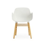 Bild von Normann Copenhagen Form Sessel SH: 44 cm – Weiß/Eiche