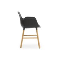 Bild von Normann Copenhagen Form Sessel SH: 44 cm – Schwarz/Eiche