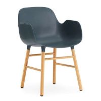 Bild von Normann Copenhagen Form Sessel SH: 44 cm – Blau/Eiche