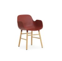 Bild von Normann Copenhagen Form Sessel SH: 44 cm – Rot/Eiche