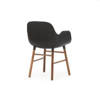 Bild von Normann Copenhagen Form Sessel SH: 44 cm – Schwarz/Walnuss