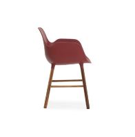 Bild von Normann Copenhagen Form Sessel SH: 44 cm – Rot/Walnuss