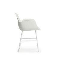 Bild von Normann Copenhagen Form Sessel SH: 44 cm – Weiß/Stahl