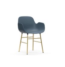 Bild von Normann Copenhagen Form Sessel SH: 44 cm – Blau/Messing