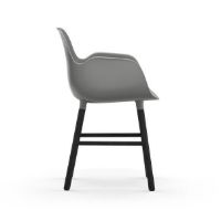 Bild von Normann Copenhagen Form Sessel SH: 44 cm – Grau/Schwarze Eiche