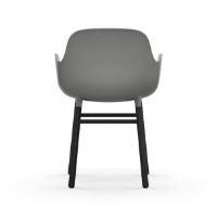 Bild von Normann Copenhagen Form Sessel SH: 44 cm – Grau/Schwarze Eiche