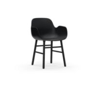 Bild von Normann Copenhagen Form Sessel SH: 44 cm – Schwarz/Schwarze Eiche