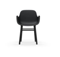 Bild von Normann Copenhagen Form Sessel SH: 44 cm – Schwarz/Schwarze Eiche