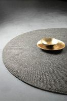 Bild von HC Carpets Stavanger Handgefertigter Teppich Ø: 160 cm – Dunkelgrau