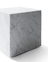 Bild von Audo Copenhagen Sockel, kubisch, H: 40 cm – weißer Carrara-Marmor