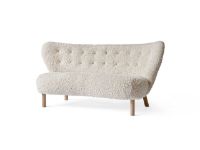 Bild von &Tradition Little Petra VB2 Sofa L: 150 cm – Weiß geölte Eiche/Schaffell Moonlight