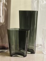 Bild von &Tradition Collect Glasvasen SC35 H: 24 cm – Geräuchert