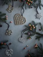 Bild von Rosendahl Karen Blixens Jul Geflochtenes Weihnachtsherz H: 7 cm – Versilbert OUTLET