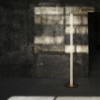 Bild von FLOS Coordinates Floor Lamp H: 200 cm - Anodized Champagne