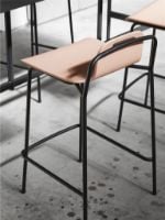 Bild von Normann Copenhagen Studio Barhocker 75 cm – Schwarz/Braun