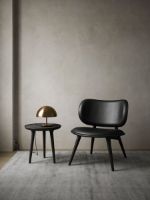 Bild von Mater The Lounge Chair SH: 40 cm – Schwarzes Leder/Sirkagrau gebeizte Eiche