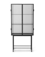 Bild von Ferm Living Haze Vitrine 155 x 70 cm – Schilfrohrglas/Schwarz