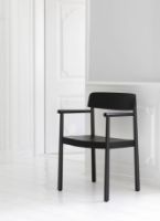 Bild von Normann Copenhagen Timb Sessel SH: 46 cm - Schwarz