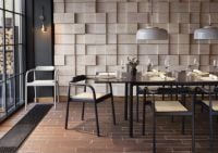 Bild von Please Wait to be Seated. Ahm Stuhl SH: 46,5 cm – Schwarz/Rohrgeflecht