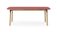 Bild von Normann Copenhagen Form Esstisch 95x200cm - Rot/Eiche