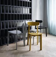 Bild von Please Wait to be Seated. Bondi Stuhl SH: 44,5 cm – Schwarz