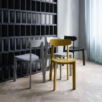 Bild von Please Wait To Be Seated Bondi Chair SH: 44,5 cm – Kurkumagelb