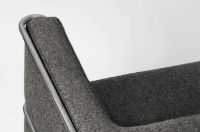 Bild von Kristina Dam Studio Modernist 2-Personen-Sofa L: 164 cm – Dunkelgrau/Edelstahl