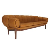 Bild von GUBI Croissant Sofa SH: 46 cm - Walnuss / Sämischleder