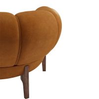 Bild von GUBI Croissant Sofa SH: 46 cm - Walnuss / Sämischleder