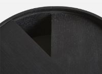 Bild von Woud Arc Beistelltisch Ø: 42 cm – Esche schwarz lackiert