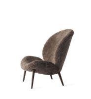 Bild von Vipp 466 Lodge Lounge Chair H: 91,5 cm – Dunkle Eiche Curly/Sahara