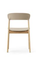 Bild von Normann Copenhagen Herit Stuhl SH: 45 cm – Gestell Eiche / Sand