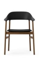 Bild von Normann Copenhagen Herit Sessel SH: 45 cm – Gestell aus geräucherter Eiche/Schwarz